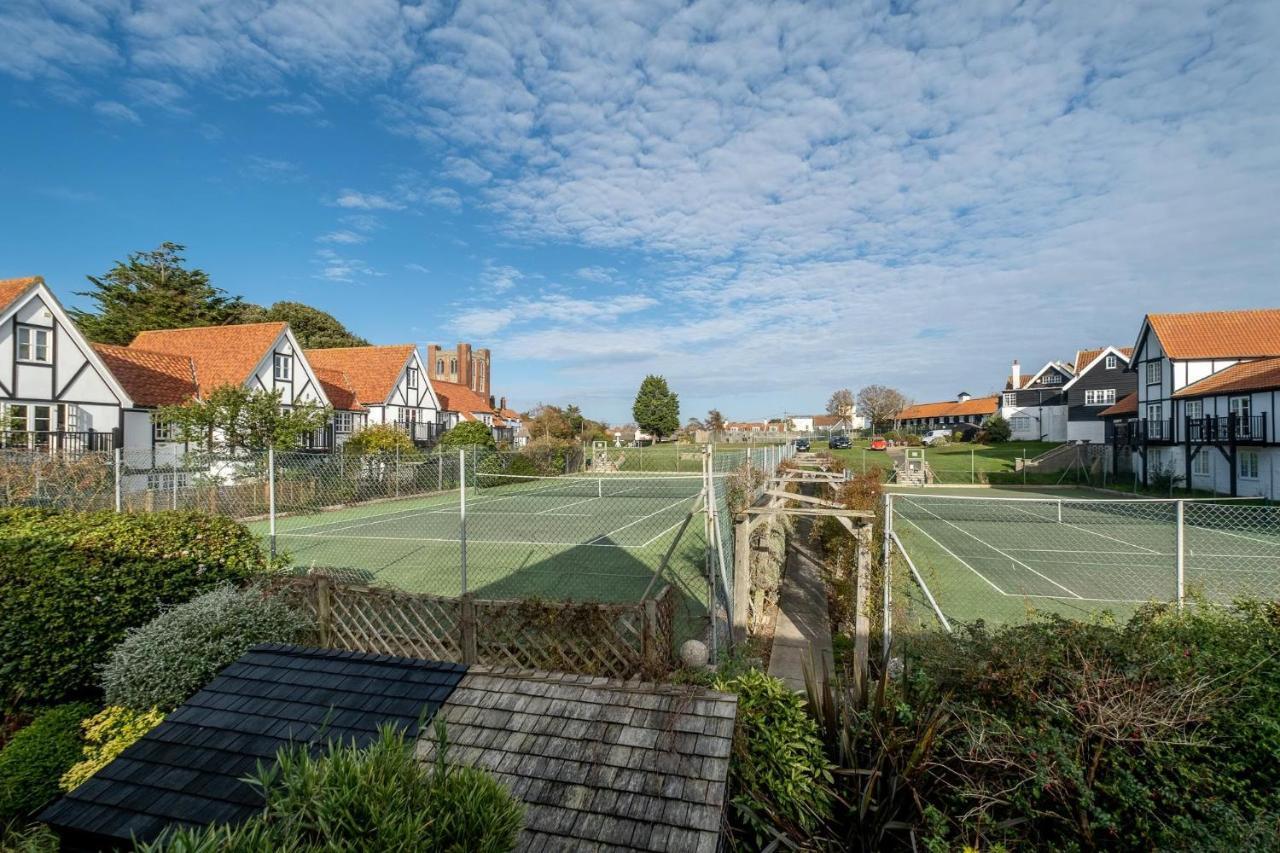 1 Sanctuary Court - Aldeburgh Coastal Cottages Thorpeness Exterior photo